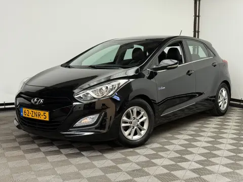 Hyundai i30 1.6 GDI i-Vision 5-drs Navi Camera Leer NL Auto