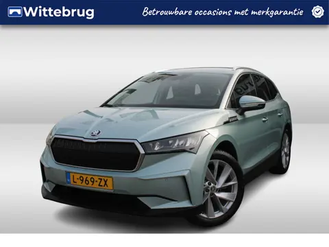 Škoda Enyaq iV 60 / Navigatie / Camera / LED / LM 20 inch / Parkeersensoren / APP