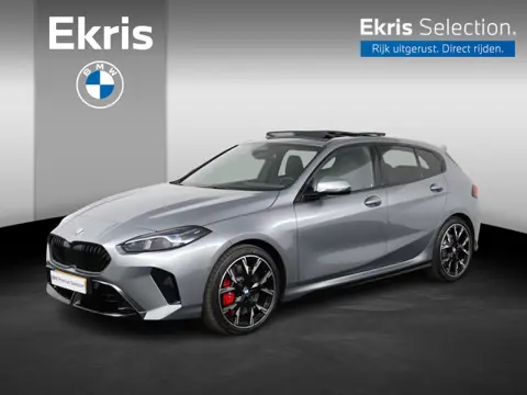 BMW 1-serie 120 M Sportpakket Pro | Comfort Access | Panoramadak | Harman-Kardon | M Adaptief onders