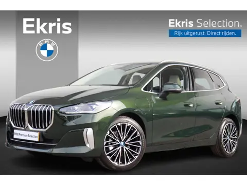 BMW 2-serie Active Tourer 225e xDrive Premium Pack/ Comfort Pack/ Travel Pack/ Panoramadak/  Verwarm