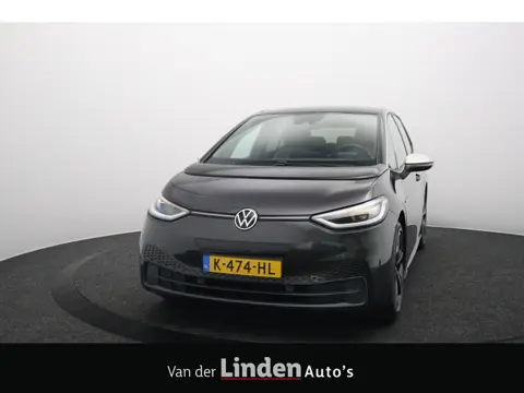 Volkswagen ID.3 First Plus 58 kWh SOH 94,0% | Trekhaak | IQ Light | Navigatie | Camera | Stoel/Stuur