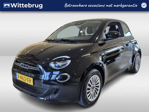 Fiat 500 Urban 42 kWh | Climate Control | Navigatie via Apple Carplay of Android Auto | Cruise Contr