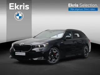 BMW 5-serie Touring 520i M Sportpakket Pro | Verwarmd Stuurwiel | Comfort Access | Elektrische Trekh