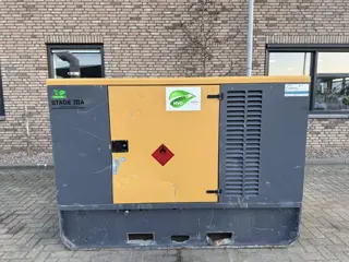 Perkins 1104D-44T Noodstroom generatorset 60 kVA Silent Aggregaat