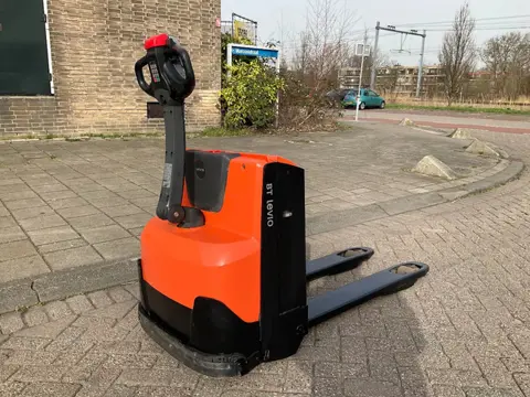 Toyota LWE160 1600KG PALLETWAGEN / HEFTRUCK (bj 2017)