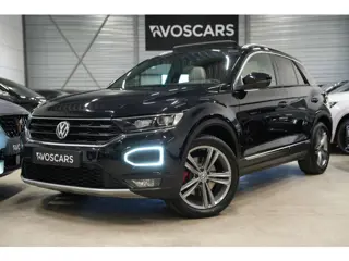 Volkswagen T-Roc 2.0 TSI 190PK 4Motion Sport DSG * Pano - Virtual - Trekhaak - Beats - Leder - ACC -