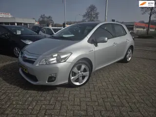 Toyota Auris 1.8 Full Hybrid Dynamic Business
