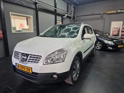 Nissan Qashqai 2.0 Tekna Automaat !! Pano!! APK!!!