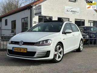 Volkswagen Golf 2.0 TSI GTI pano zeer netjes !