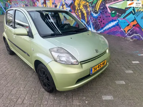 Daihatsu Sirion 2 1.3-16V Comfort airco elektrisch ramen dubbel din Android stereo sport velgen zeer