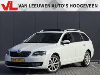 Škoda Octavia Combi 1.6 TDI Greentech Style Business | HANDGAS EN REM | Trekhaak | Automaat