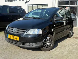 Volkswagen Fox 1.2 Trendline, Trekhaak,Stuurbekrachtiging,Radio/cd-speler met AUX aansluiting