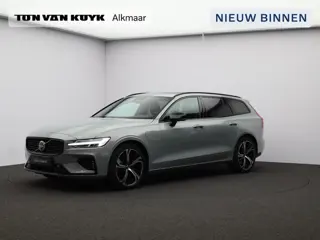 Volvo V60 2.0 T8 Plug-in hybrid AWD Plus Dark / Panoramadak / Head-Up Display / 360 Camera / Sportst