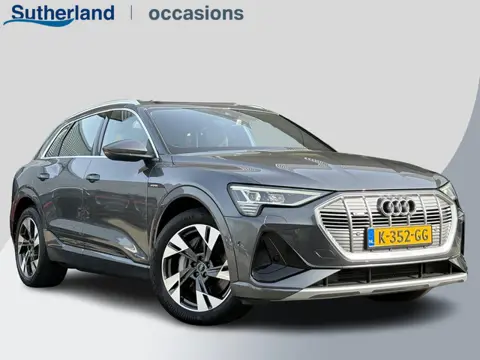 Audi e-tron 55 quattro S edition 95 kWh | Panoramadak | Stoelverwarming | Luchtvering | Memory Seats