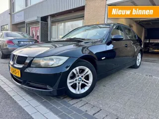 BMW 3-SERIE 320i Business Line AUT NAVI NAP APK RIJDT GOED 