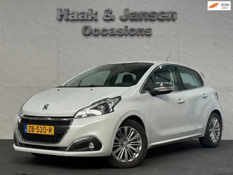 Peugeot 208 1.2 PureTech Blue Lease Allure Nap Km! Navi