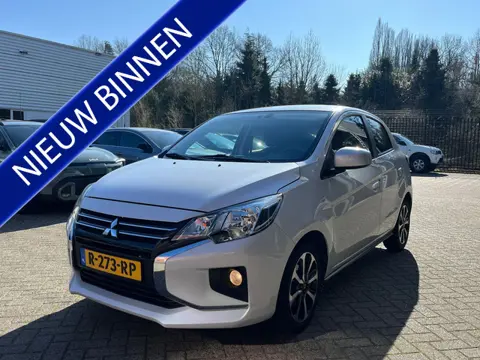 Mitsubishi Space Star 1.2 Intense (bj 2022, automaat)