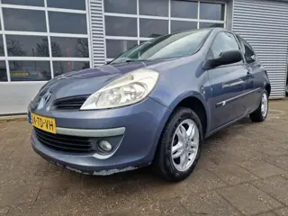 Renault Clio 1.2-16V Expression