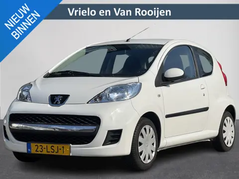 Peugeot 107 1.0-12V XS | Elektrische ramen  | Centrale deurvergrendeling  | Radio | ( Vestiging - Ni