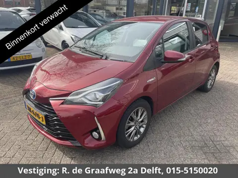 Toyota Yaris 1.5 Hybrid Dynamic RIJKLAAR PRIJS | Navigatie | Dealer onderhouden | 1e eigenaar | Dire