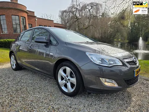 Opel Astra 1.6 Edition AIRCO/cruise *apk:11-2026*
