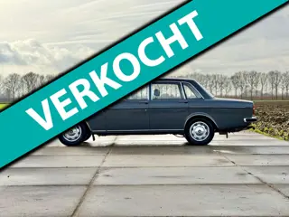 Volvo 164 Automaat Prachtige kleurstelling, vroeg model met leuke details