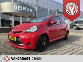 Toyota Aygo 1.0 VVT-i Comfort Airco, Navigatie, Elektr.ramen, centr.vergr, etc..!!