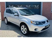 Mitsubishi Outlander 2.4 Intense+ 7 zits Navigatie Carplay NAP
