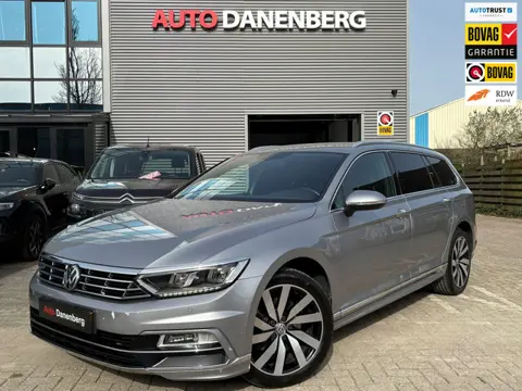 Volkswagen Passat Variant 1.5 TSI Highline R-LINE LEER,MASSAGE,CAMERA,AUTOMAAR,NIEUW-APK