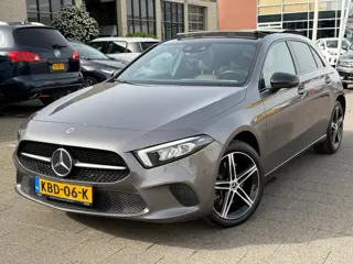 Mercedes-Benz A-klasse 250 e Premium Plus l Sfeerverlichting l Pano l 360 camera
