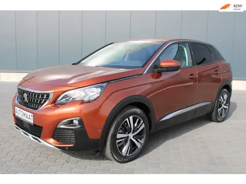 Peugeot 3008 1.2 PureTech Allure 27.039 KILOMETER
