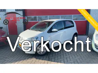 Volkswagen Up! 1.0 move up! BlueMotion DEALER OH / AIRCO / ELEK RAMEN / NL-AUTO