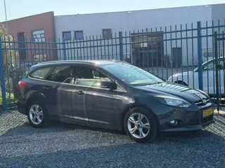 Ford Focus Wagon 1.0 EcoBoost Trend AIRCO!APK!KOOPJE!