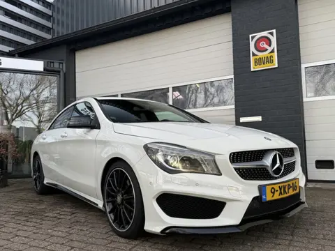 Mercedes-Benz CLA-Klasse 200 Edition 1 (bj 2013, automaat)