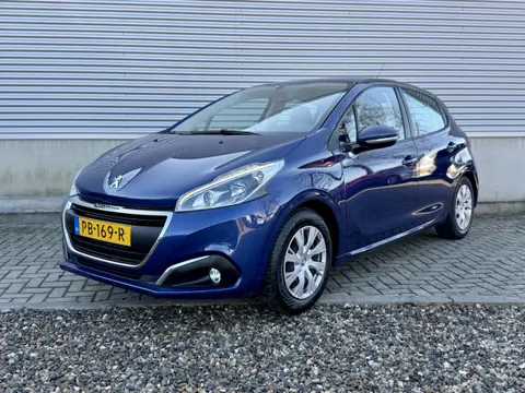 Peugeot 208 1.2 PureTech Blue Lion 5 deurs [ Fm navi,apple carplay,airco,cruise,pdc ]