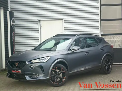 Cupra Formentor 1.4 e-Hybrid VZ Copper Edition 245PK|Pano|Memory|Camera|Sfeer|Carplay|