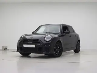MINI 5-deurs Cooper C John Cooper Works M | 17" | Comfort Acces | Panorama | Stoel/Stuurverwarming |