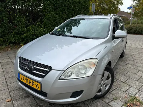 MET AIRCO & APK TOT 18 november 2026! Cee'd Sporty Wagon 1.4 X-tra