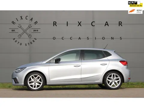 Seat Ibiza 1.0 TSI FR BusinessIntense ClimateControl LED AllSeason !!NIEUWBINNEN!!