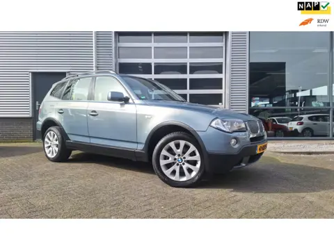 BMW X3 XDrive25i/Trekhaak/Cruise/Nav/Leer/Sportstoelen/