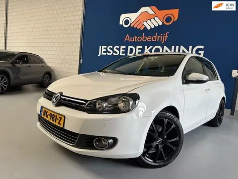 Volkswagen Golf 1.4 TSI Trendline Automaat / 5 deurs / navigatie / sportvelgen / cruise / NAP met 15