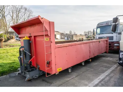 AJK ACHTEROVERKIPPER (bj 2013)