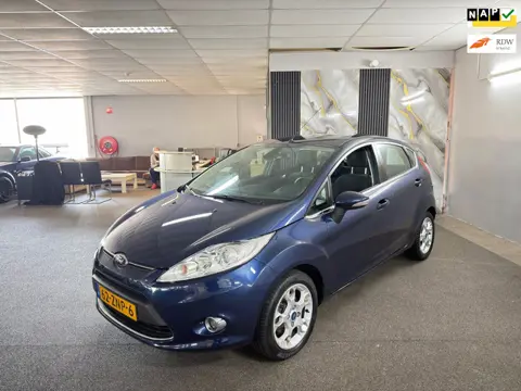 Ford Fiesta 1.25 Titanium Apk Nieuw,Clima,Cruise,Parksensor,N.A.P,Lm velgen,2 sleutels+boekjes,Topst