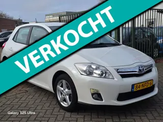Toyota Auris 1.8 Full Hybrid Executive Automaat 2e eigenaar dealer onderhouden airco navigatie cruis