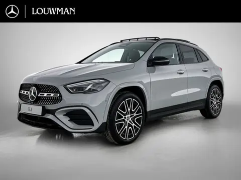 Mercedes-Benz GLA 250 e Business Solution AMG | AMG Line Plus pakket | Head-up display | Panoramasch
