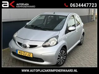 Toyota Aygo 1.0-12V + Nieuwe Apk carplay Ele ramen