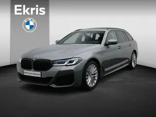 BMW 5 Serie Touring 530e M Sportpakket Pro | Panoramadak | Comfortstoelen |  Driving Assistant | Hea
