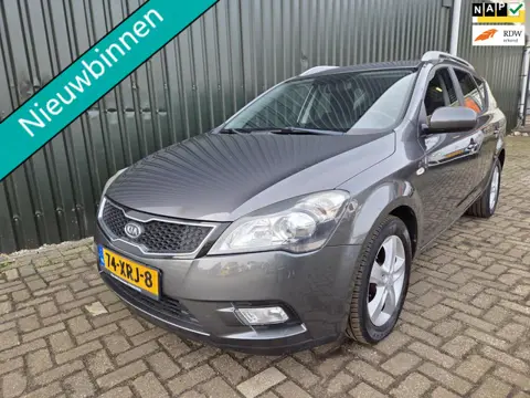 Kia Cee'd Sporty Wagon 1.4 CVVT Navigatie Plus Pack