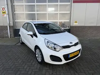Kia Rio 1.2 CVVT (bj 2013)