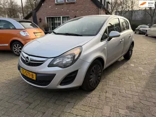 Opel Corsa 1.2-16V Design Edition NIEUWE APK t/m 05-03-2026